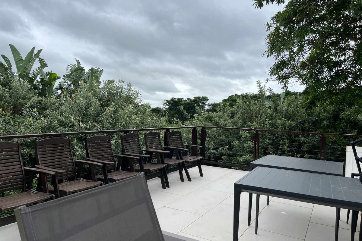 Seaview apartment in Zimbali available for rental. - Photo 2