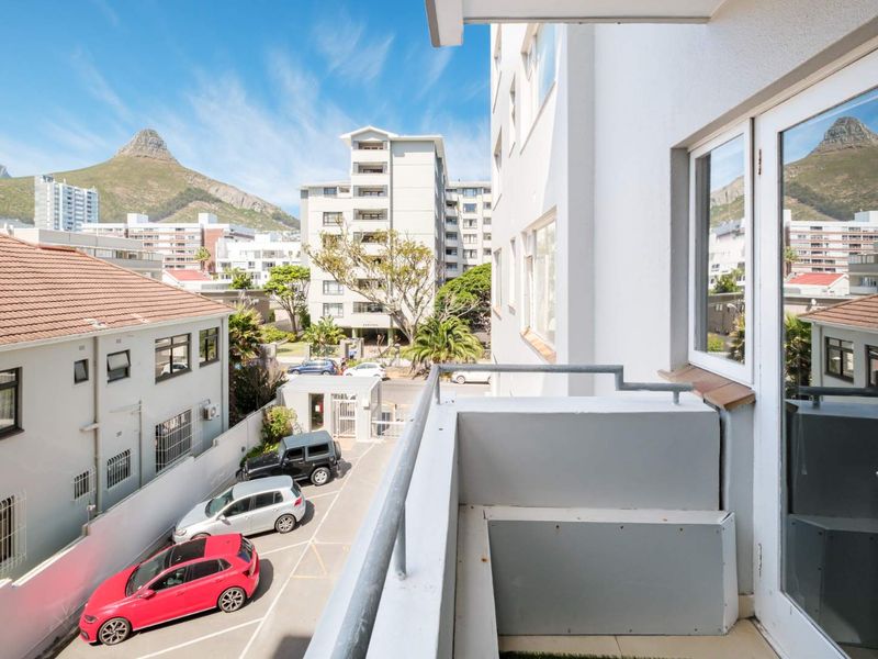Secure and Stylish in Sea Point! - Photo 3
