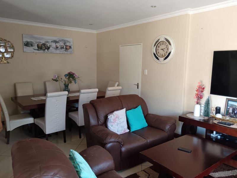 3 Bedroom  House for Sale in Leondale, Germiston - Photo 4