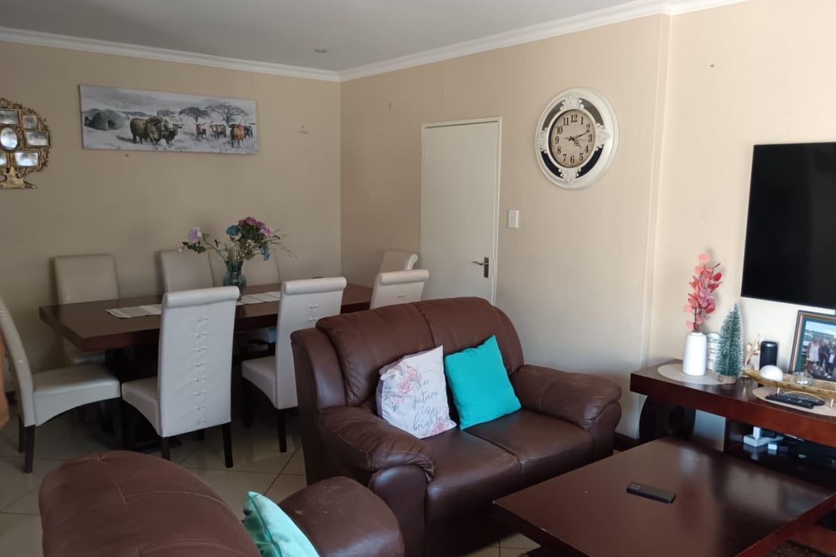 3 Bedroom  House for Sale in Leondale, Germiston - Photo 4