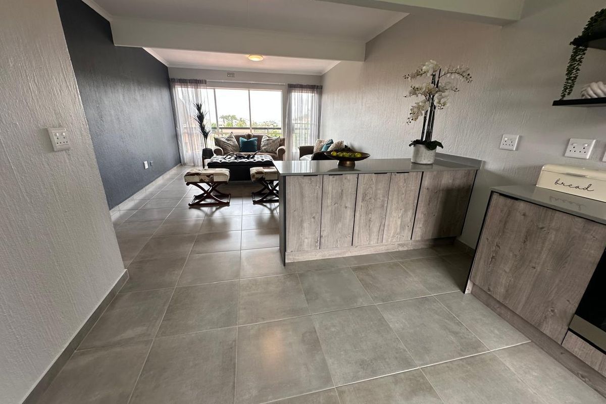 Newly Renovated 2-Bedroom, 1-Bathroom Unit - Photo 4