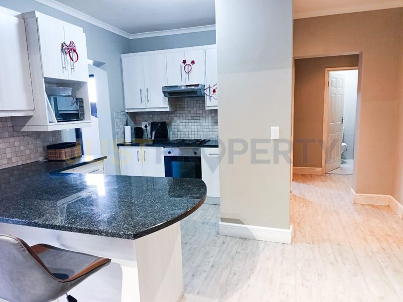 Townhouse for Sale - Photo 3