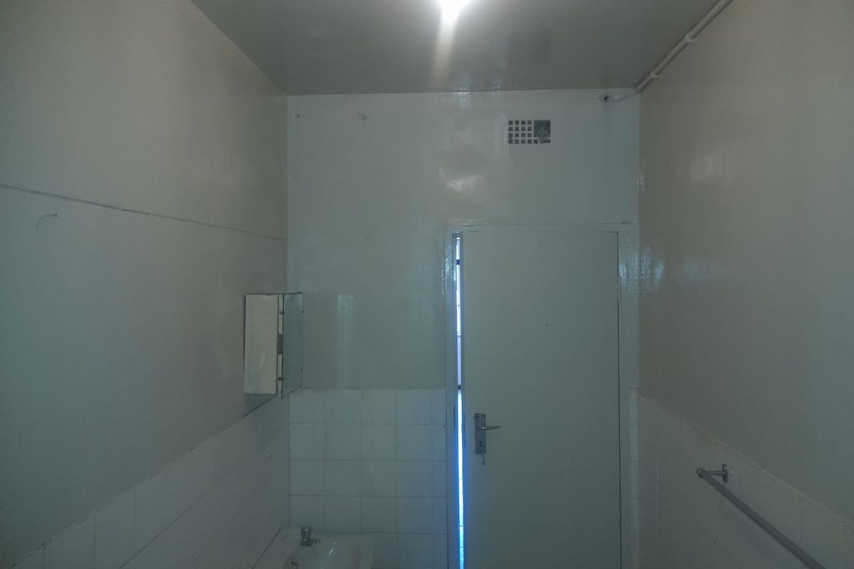 Bachelor Apartment for sale in High Hylton. - Photo 4