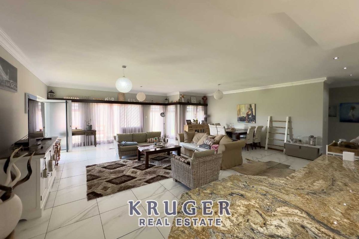 Walking distance from Pro-Ed Private School. - Photo 3