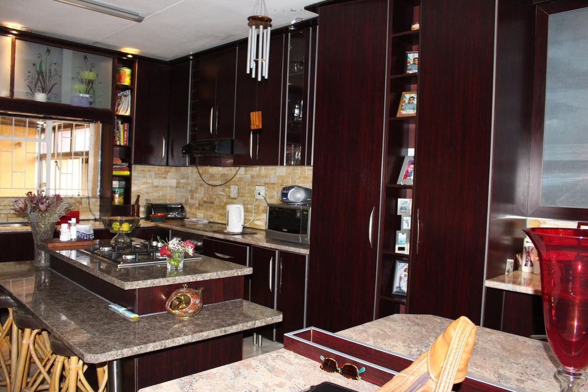 For Sale: Dream Home – Perfect for Family Living - Photo 3