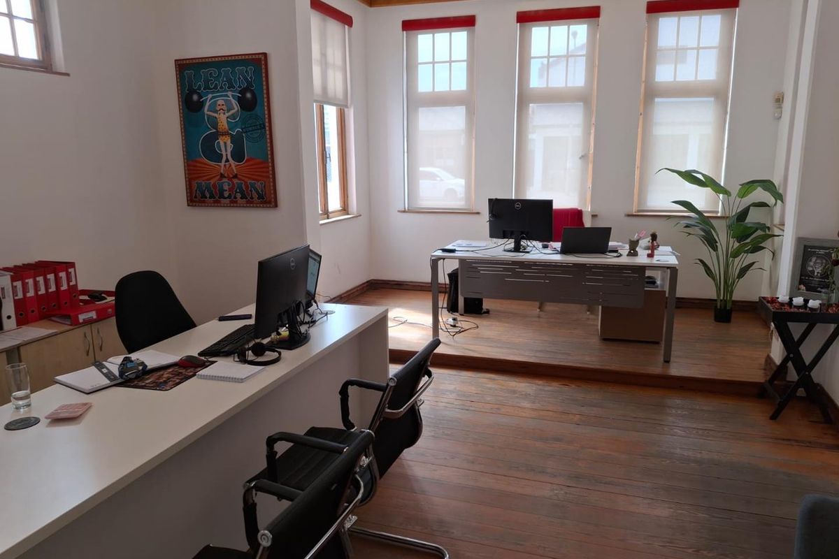 PRIME COMMERCIAL-MIXED USE PROPERTY IN THE HEART OF SWAKOPMUND - Photo 3