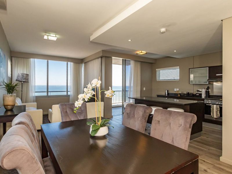2 Bedrooms, 2 Bathrooms, with private deck overlooking Blouberg beaches. - Photo 7