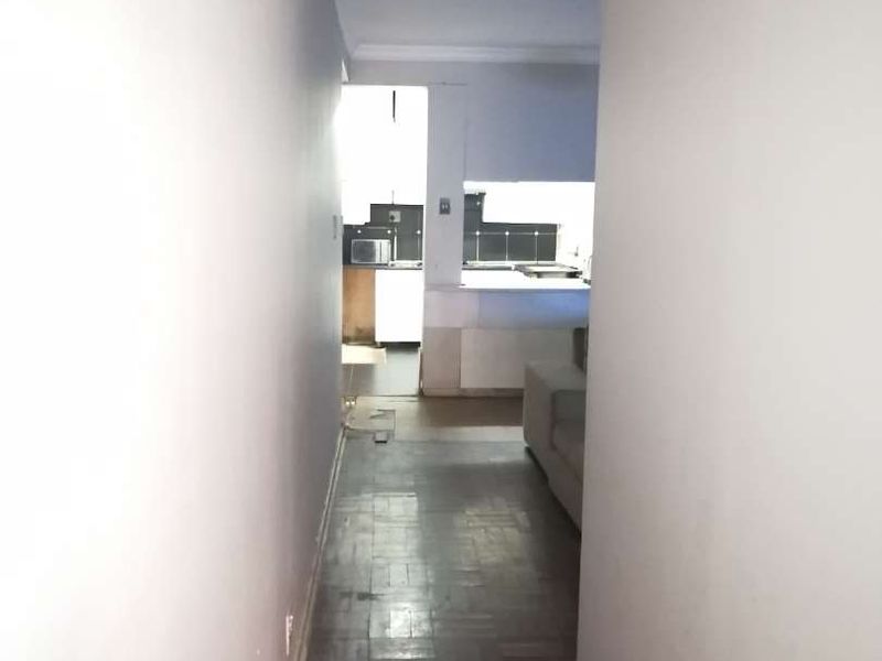 Prime Location, Prime Investment: Sunnyside 2.5BR Apartment - Photo 7