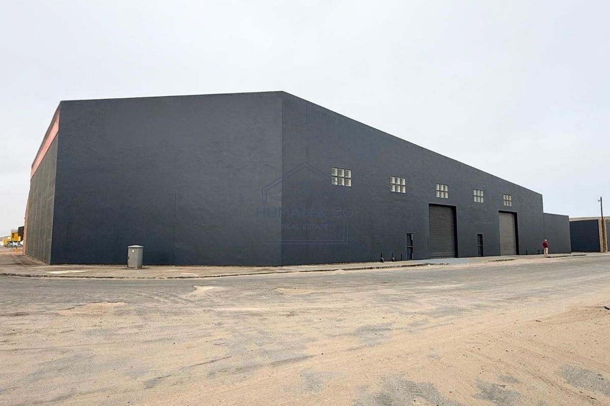 Prime Industrial Property - Photo 2