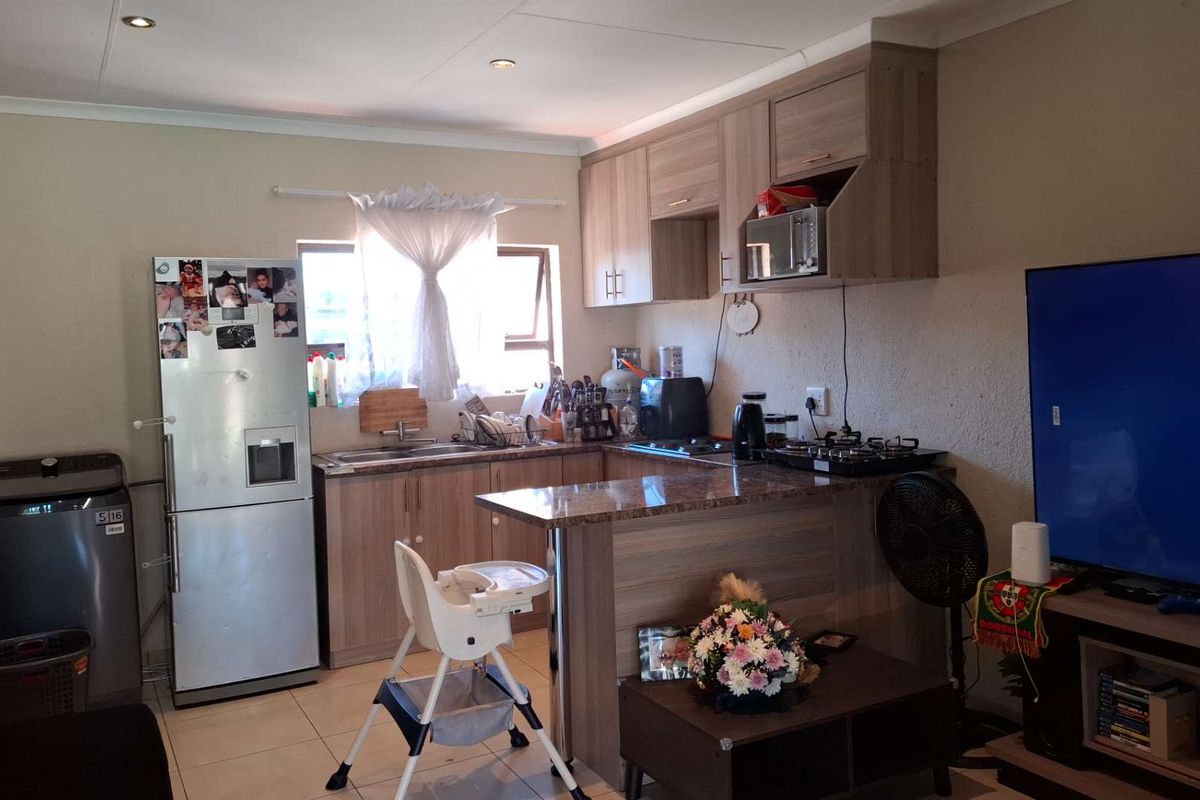 Pet Friendly Cottage with Pool and Lapa - Photo 5