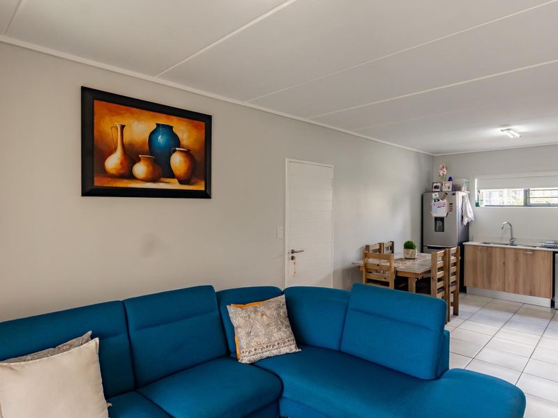 Modern Eco-Estate Living with Resort-Style Comfort - Photo 5