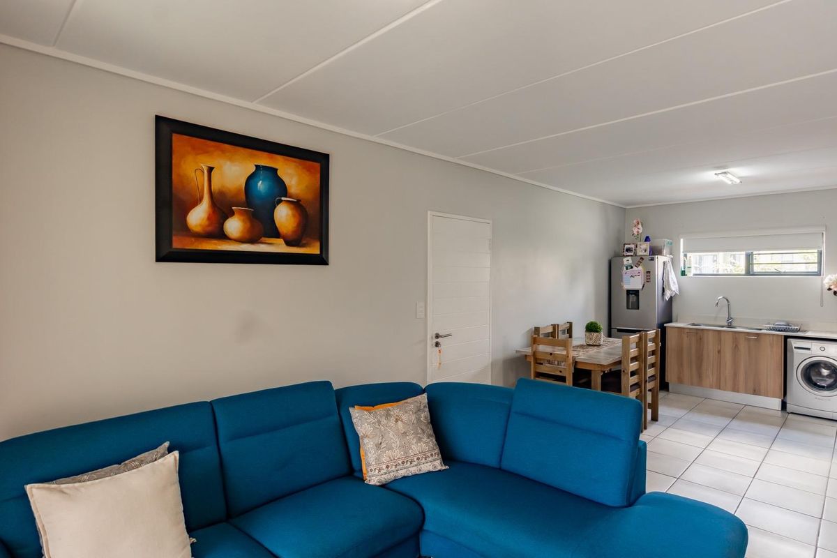 Modern Eco-Estate Living with Resort-Style Comfort - Photo 5