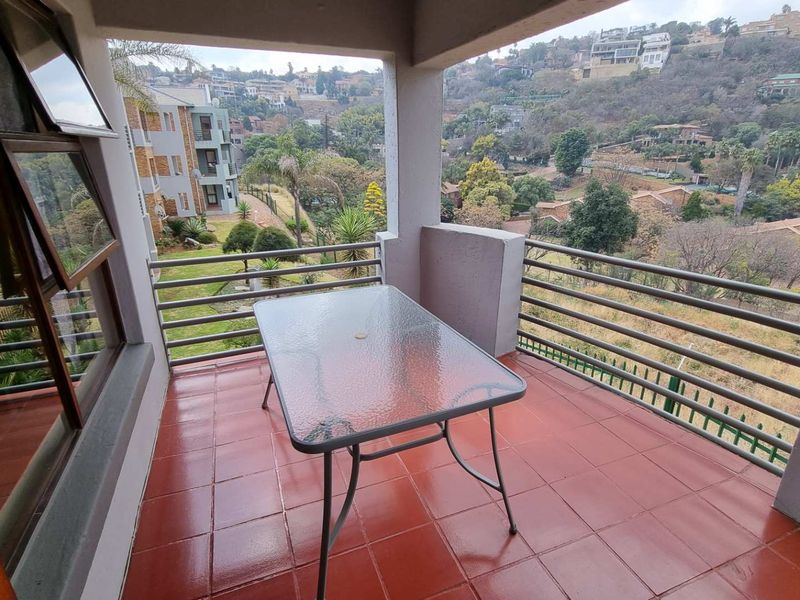 Lovely 2 Bedroom Unit in Bassonia for Sale - Photo 6
