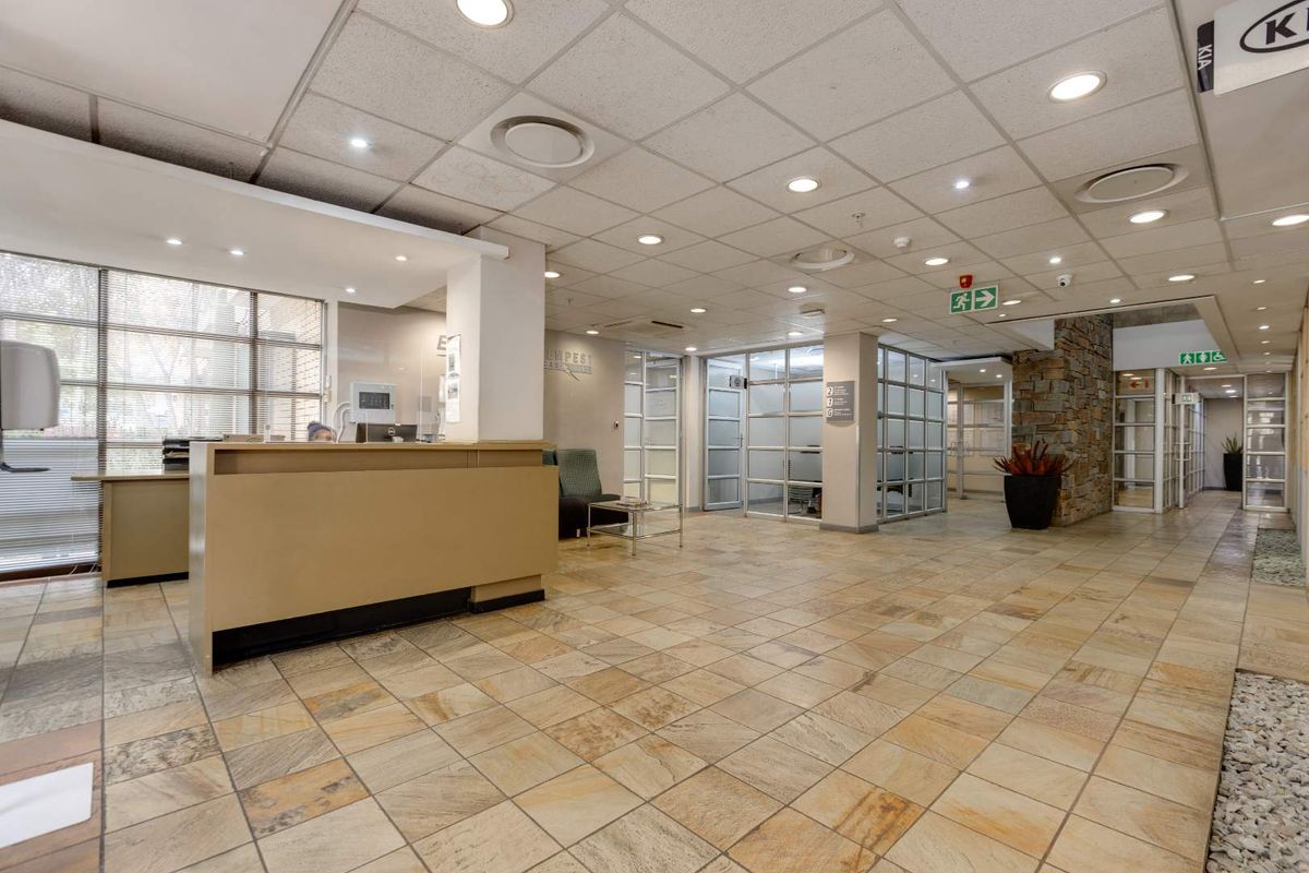 3087m2 -  OFFICE  - To Let - Bruma Lake - Photo 4