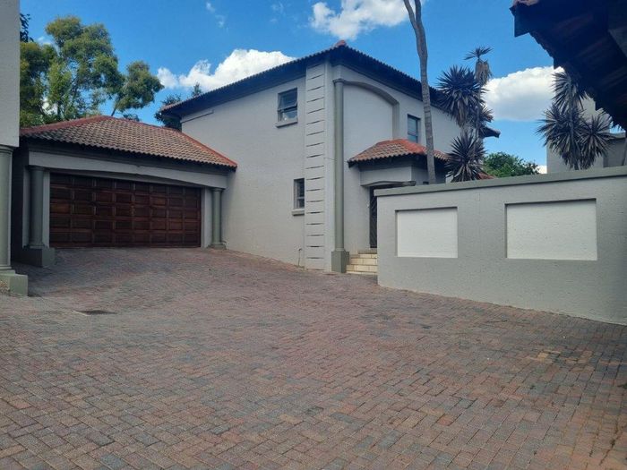 Property #2564444, House For Sale in Faerie Glen