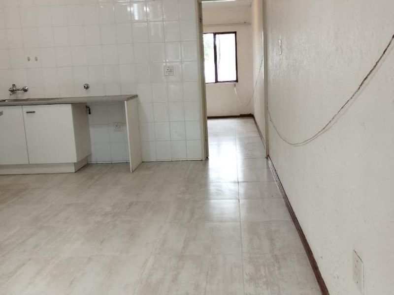 A CHARMING ONE BEDROOM APARTMENT - Photo 6