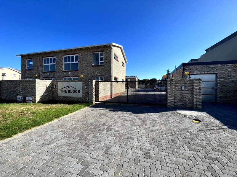 2 Bedroom apartment to let in Newton Park - Photo 2