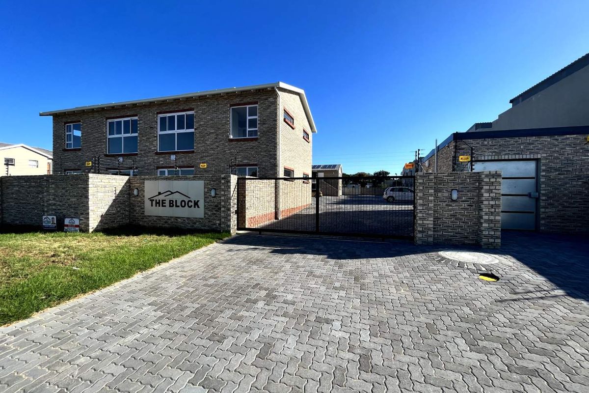 2 Bedroom apartment to let in Newton Park - Photo 2