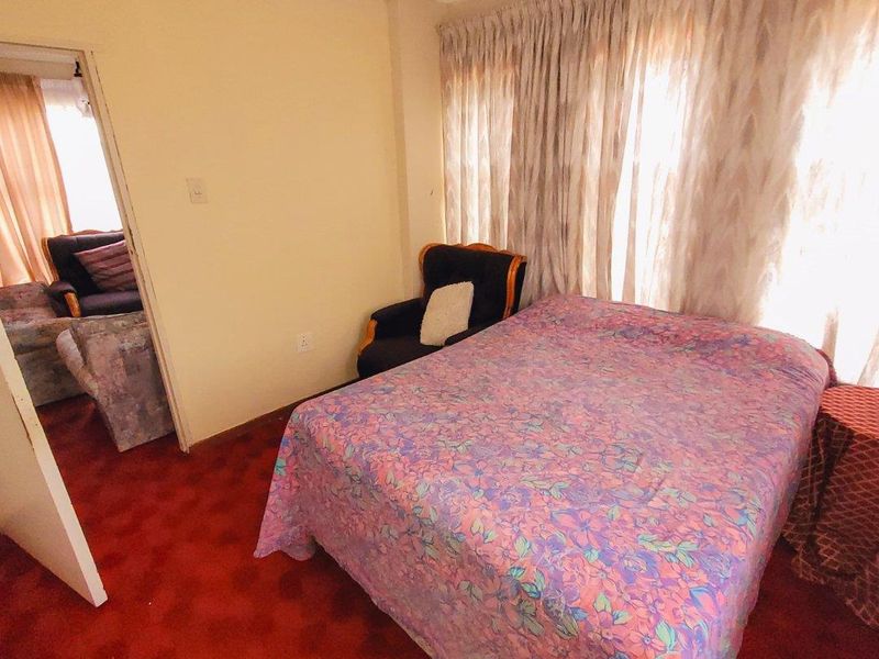 Desirable Features & Versatile Layout - Make it Yours Today - Photo 7