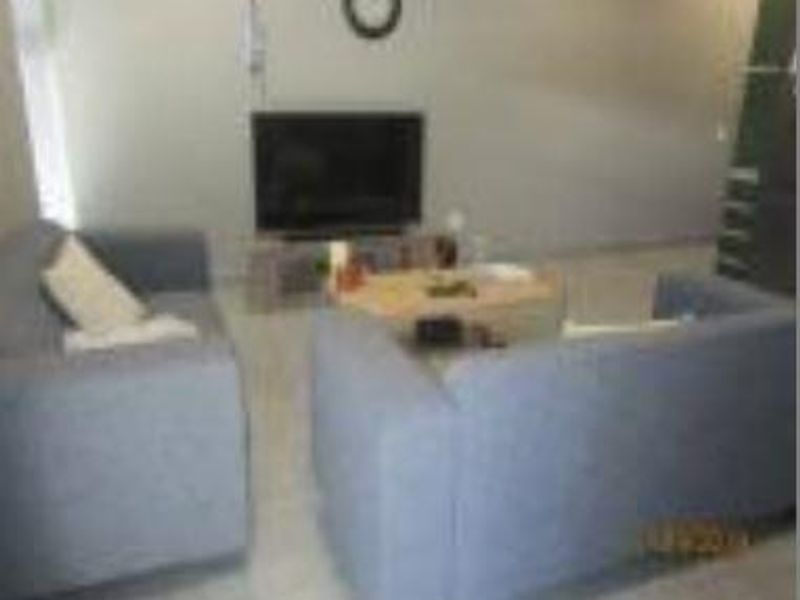 ONE BEDROOM APARTMENT FOR SALE - Photo 2