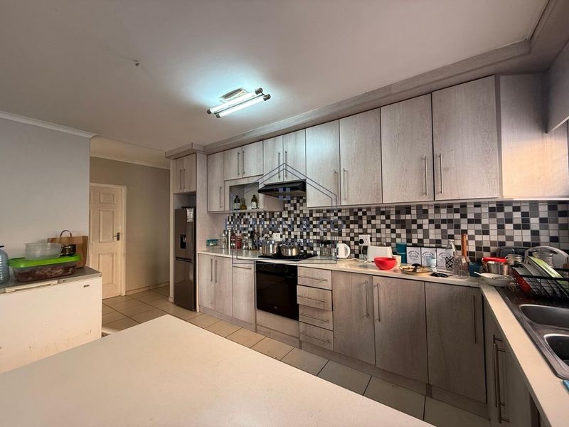 Ideal Starter Home in Fairway Estate - Photo 7