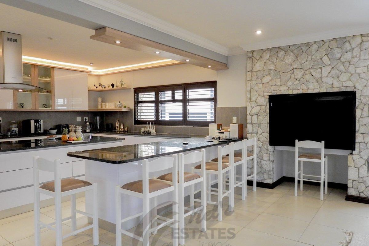 Exquisite Home For Sale in Vogelstrand - Photo 2