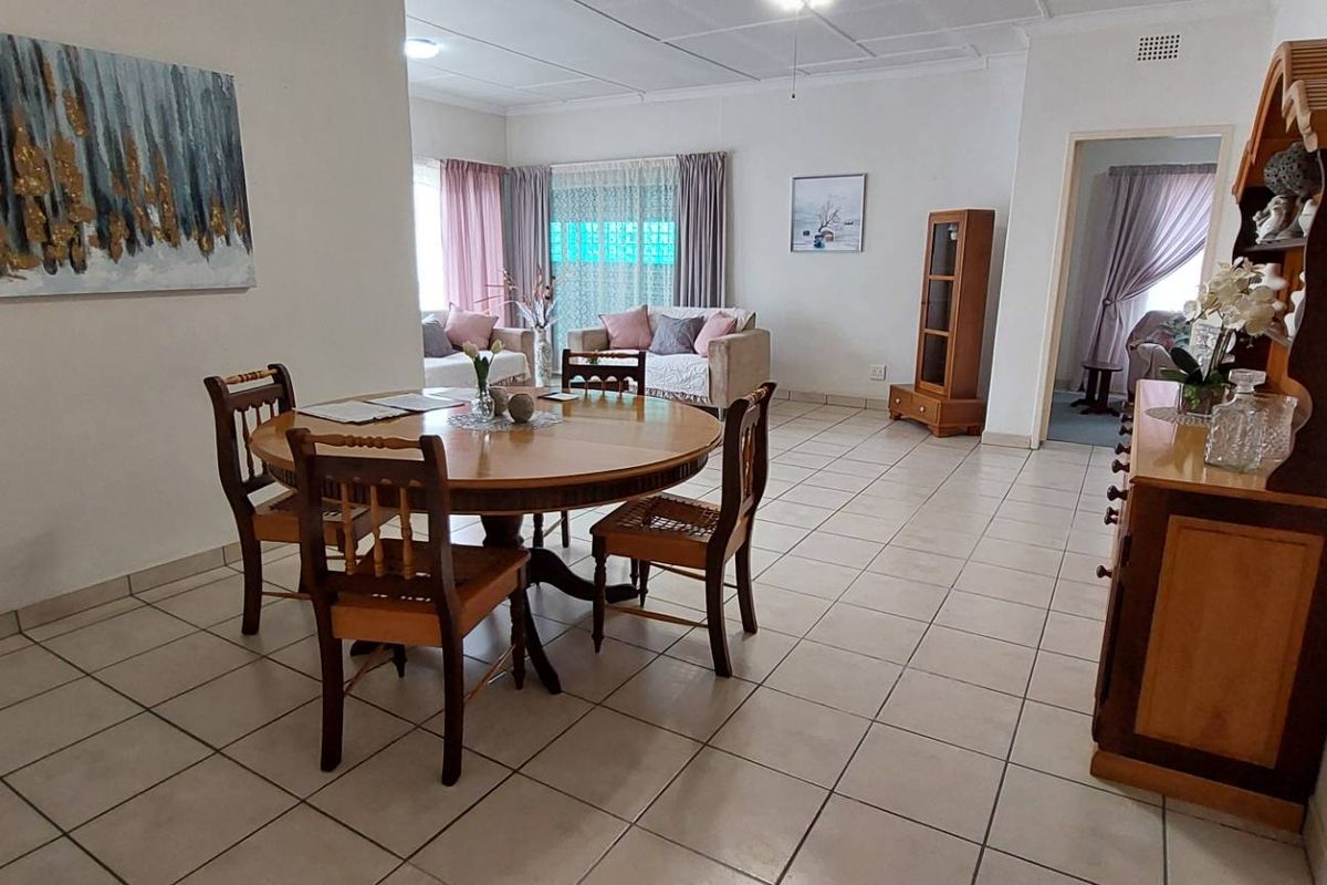 Family entertainer with large flat - Photo 4