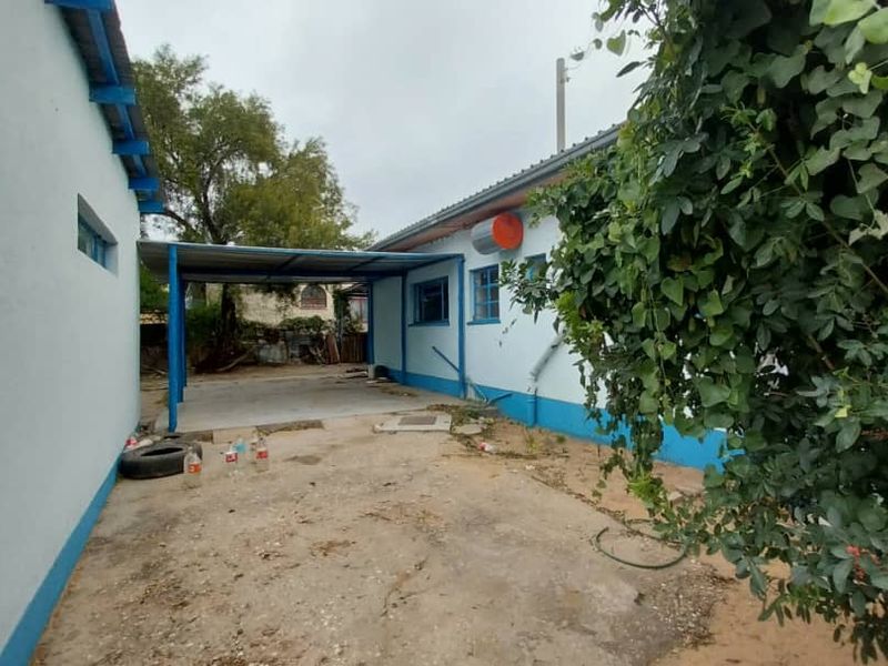 Okahandja - 3 Bedroom House For Sale - Photo 4