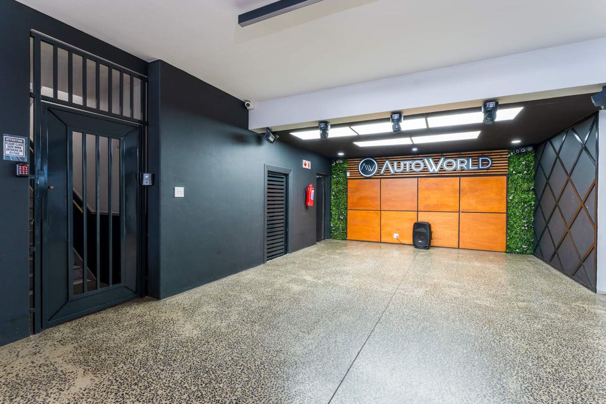 Stunning Commercial Space In Goodwood - Photo 5