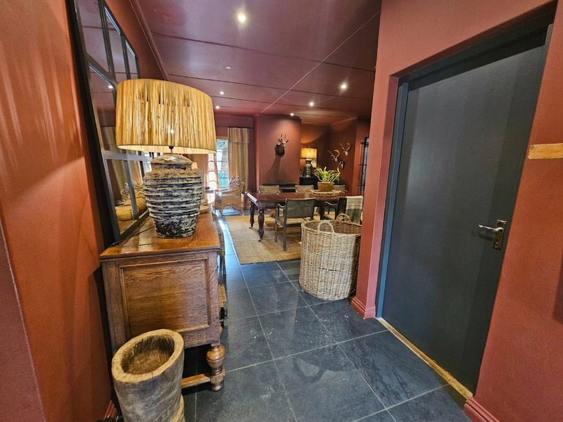 Country Charm Meets Modern Family Living in Nottingham Road - Photo 3