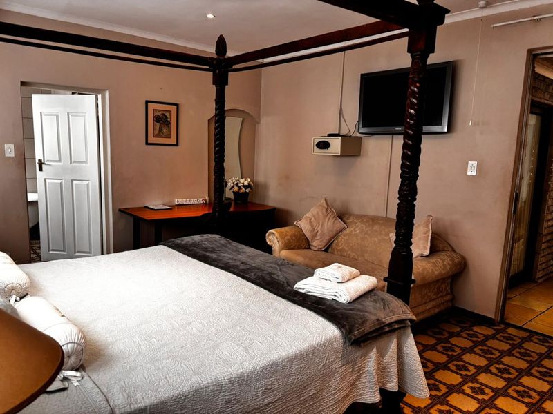 Established 22-Bedroom Guesthouse For Sale – Pretoria North - Photo 9