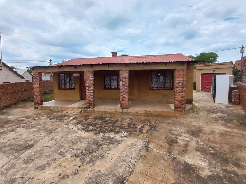 Two Bedrooms house for sale - Photo 2