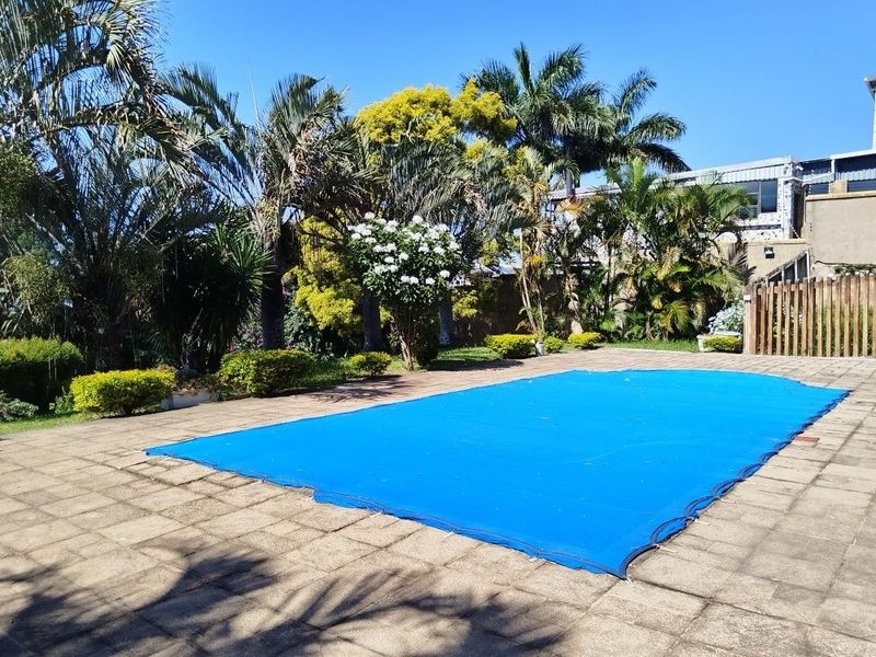 A Home of Distinction, Designed to Impress - Photo 5