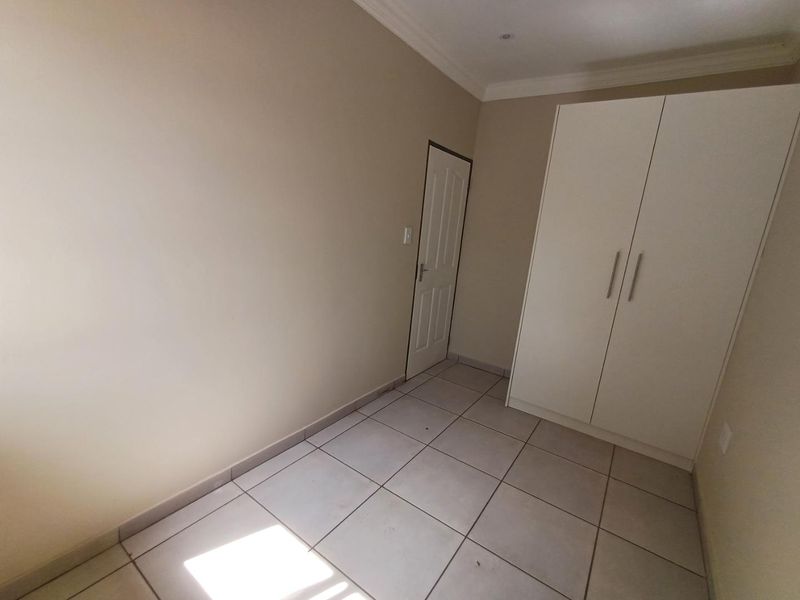 Morden and Newly Developed  2 Bedrooms and 1.5 Bedrooms  Apartments to let on 30 Leo Street, Turffontein - Photo 6