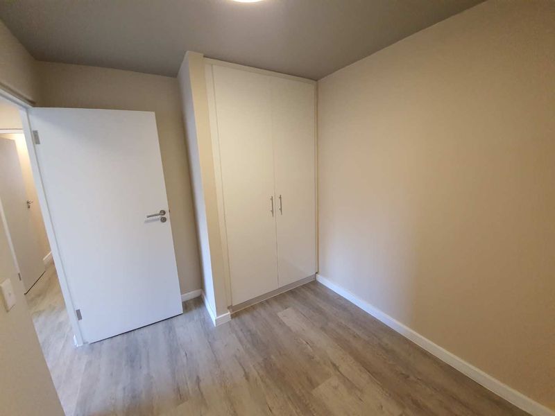 Prime Apartment in Obs Court. Available 1 August 2026. - Photo 8