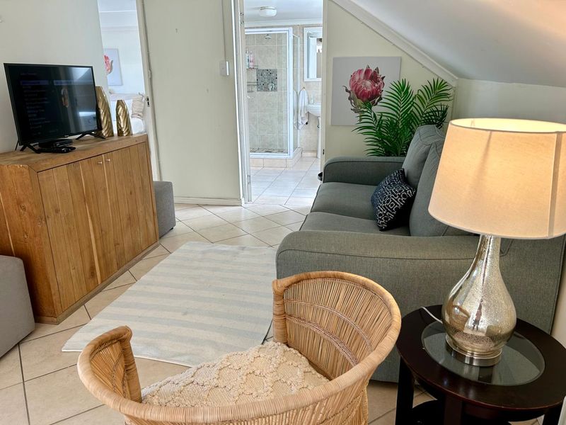 Furnished 2-Bed Apartment in Secure Hermanus Coastal Estate - Photo 7