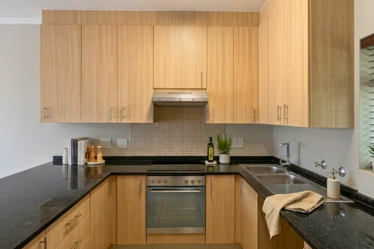 Magnificent 2 bedroom 2 bathroom apartment in Rivonia - Photo 5