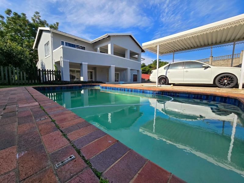 Big, Comfy Home in Malvern with Room for Everyone! - Photo 2