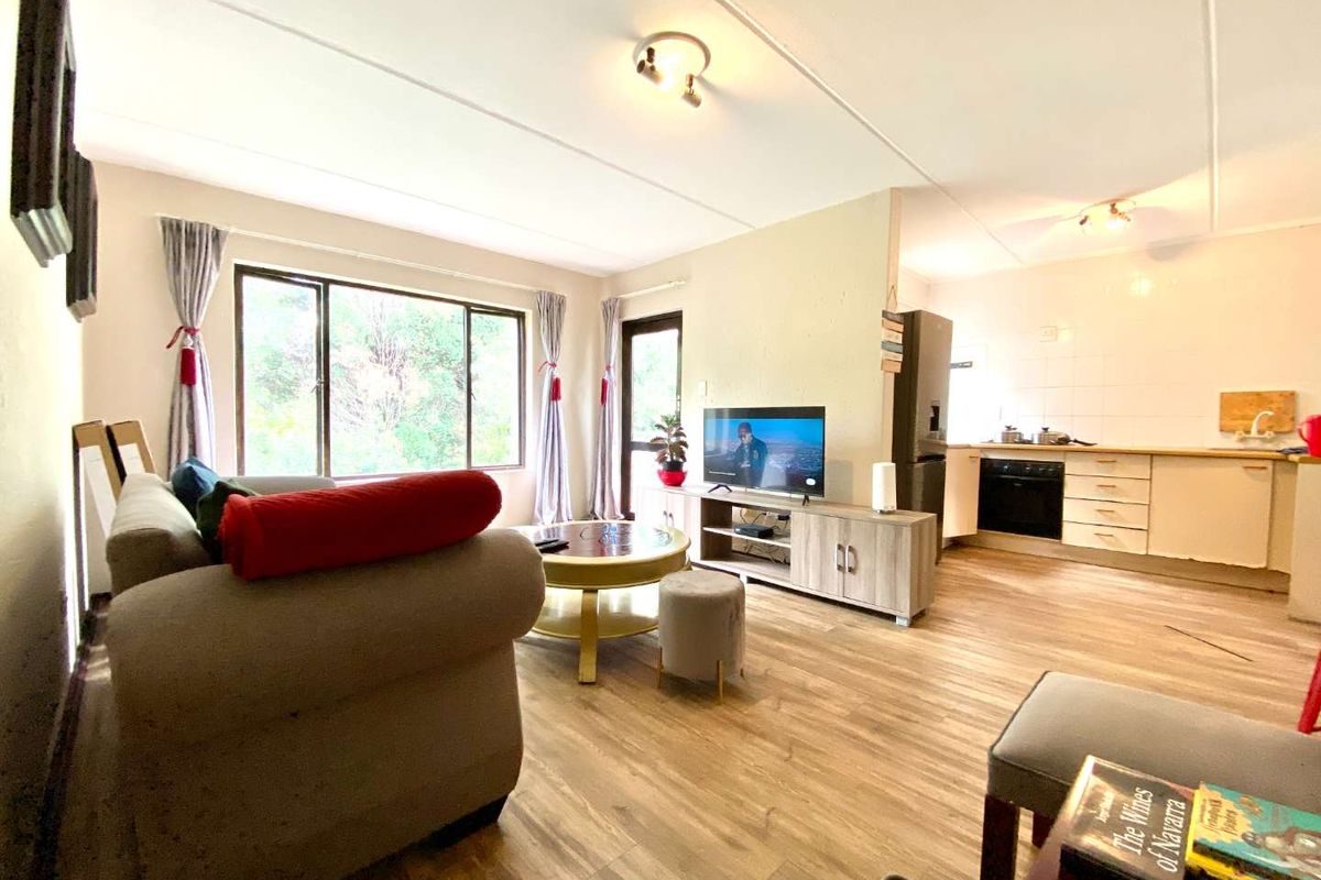 AFFORDABLE 1 BEDROOM APARTMENT IN MORNINGSIDE - Photo 3
