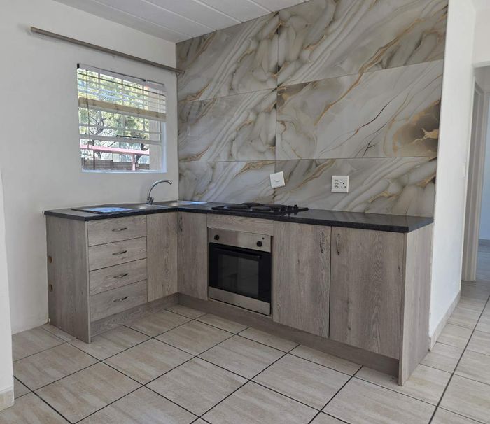 Property #2560420, Apartment Rental Monthly in Vorna Valley