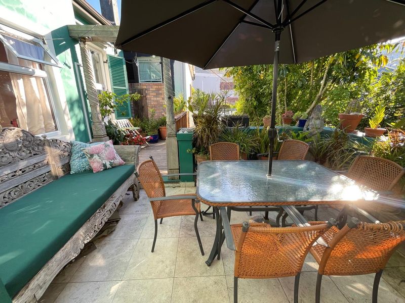 Most gorgeous character home for sale next to De Waal Park - Photo 9