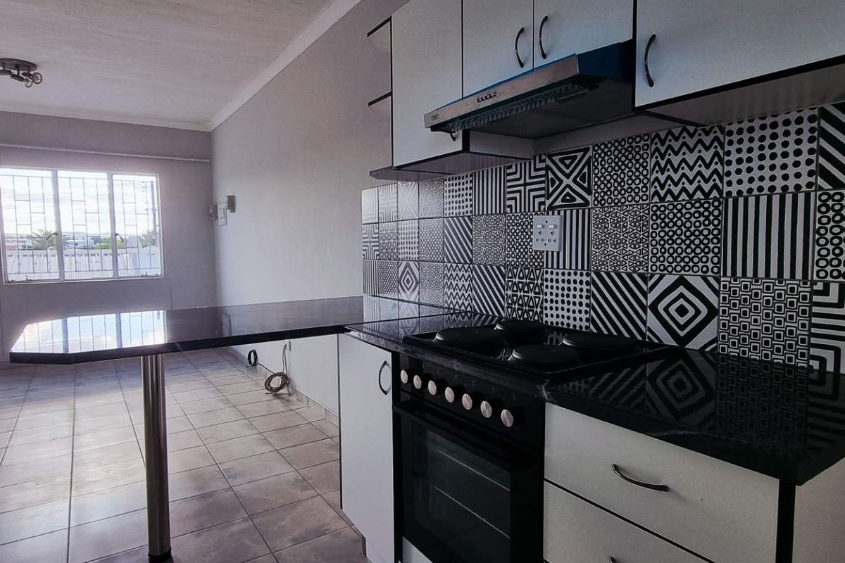 Khomasdal 2 bedroom flat - Photo 2