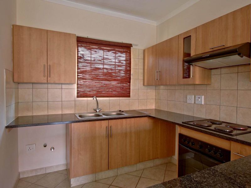 Live well in a great neighborhood - schedule a viewing! - Photo 1