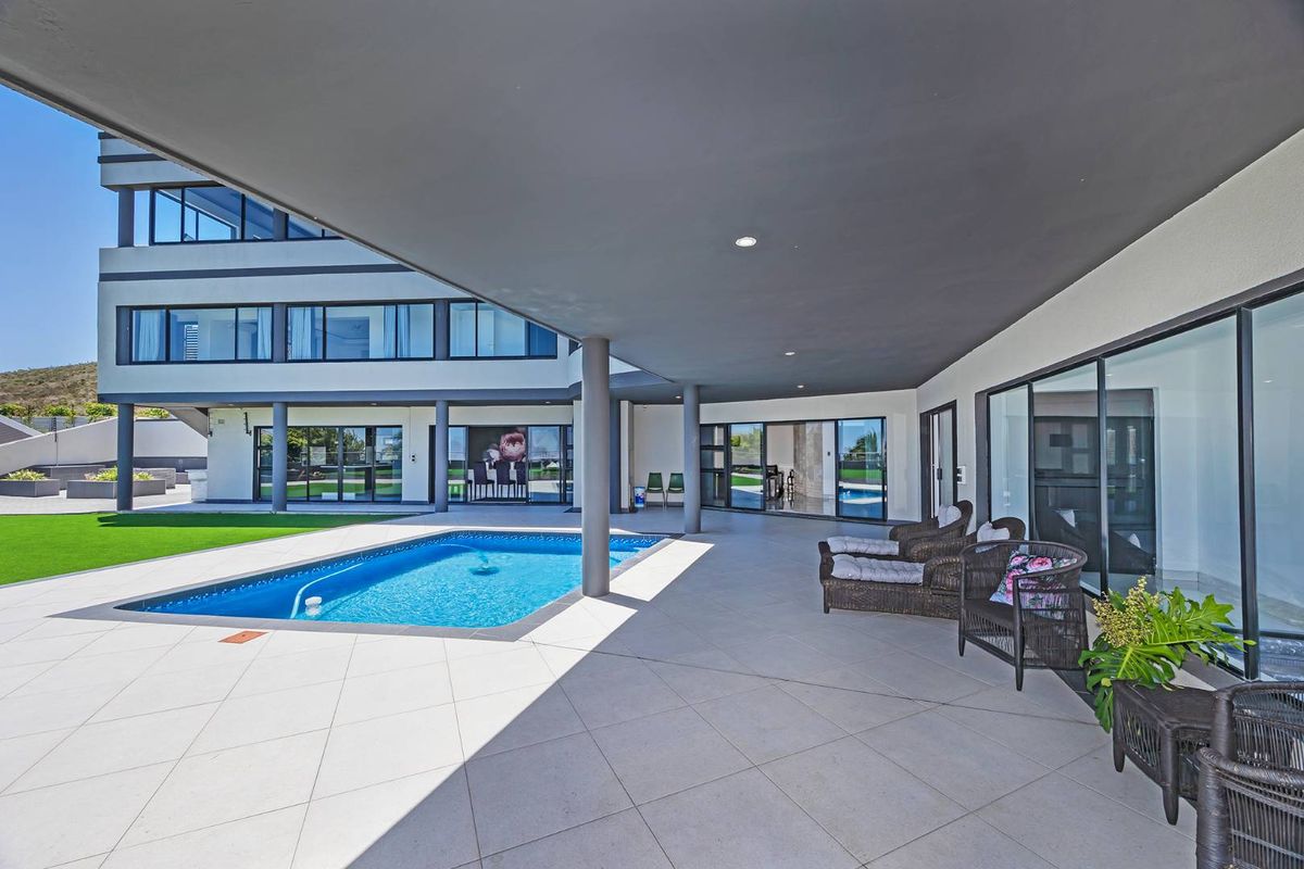 Architectural Excellence with Sweeping Cape Town Sunset Views - Photo 5