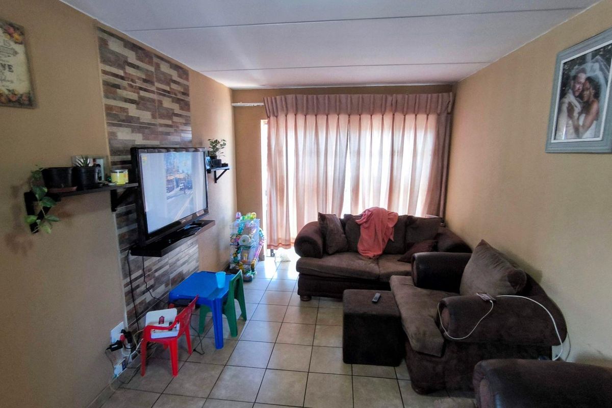 Modern Double Storey! - Photo 2