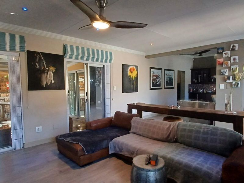 Townhouse For Sale - Kleine Kuppe - N$3 675 000m Shared Mandate - Photo 3