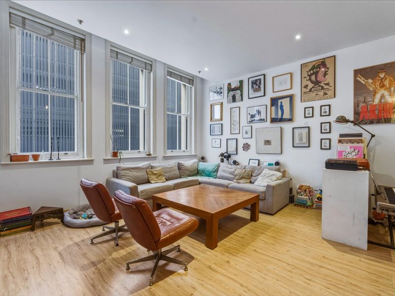 Stylish Apartment in the heart of Cape Town - Photo 6