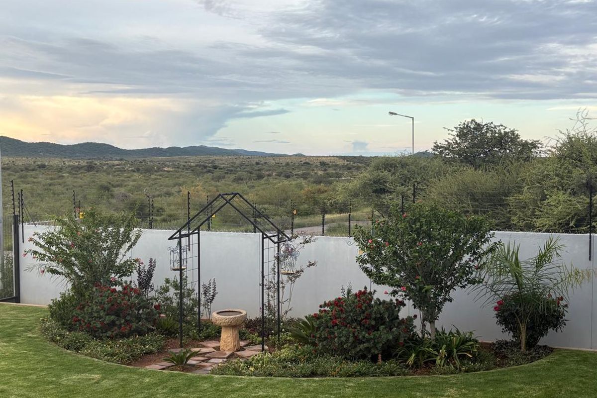 3 Bedroom Home | Architectural Masterpiece with Unmatched Kunene Views - Photo 3