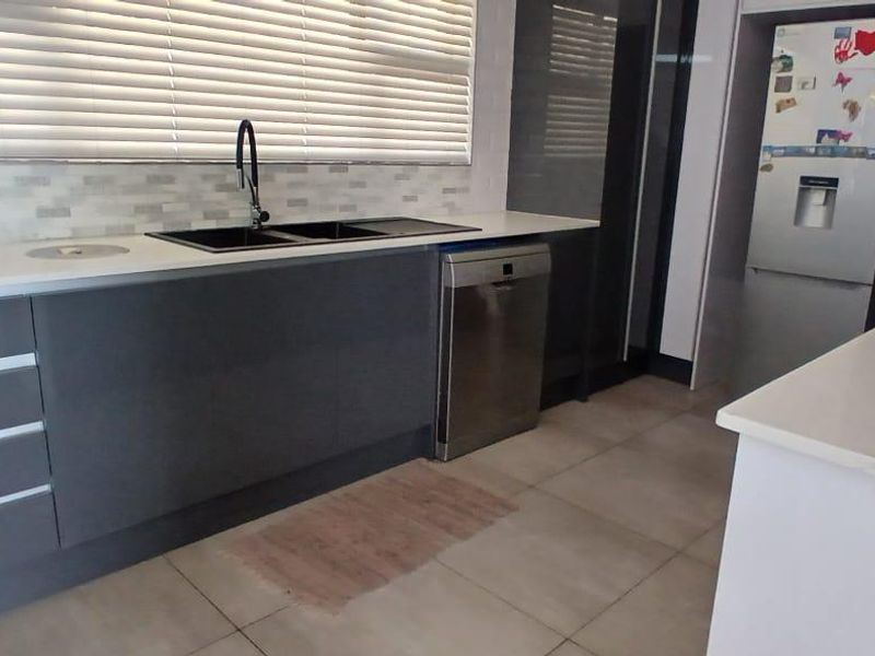 4 Bedroom Home for Sale in Raceview! - Photo 6