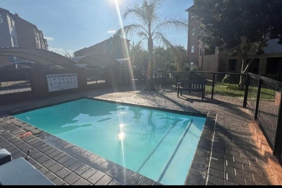 2 Bedroom Apartment in Montana Oxford Apartments - Photo 3